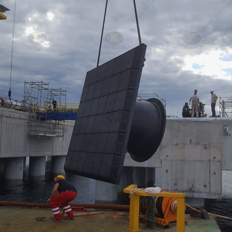 Entretien régulier du système de défense en caoutchouc