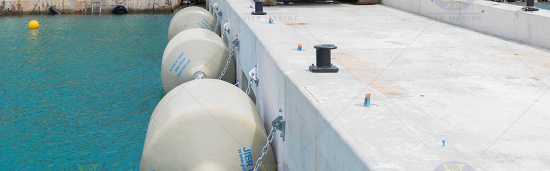 Fender en mousse de Jier Marine